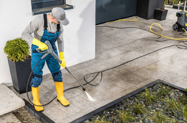 Why Choose Our Certified Pressure Washing Experts for Your Project Needs in Selma, CA?